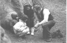 Frank Helling as Muir with Children