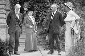 Photo of John Muir with Mrs. J. D. Hooker, and Edward and Marion Parsons